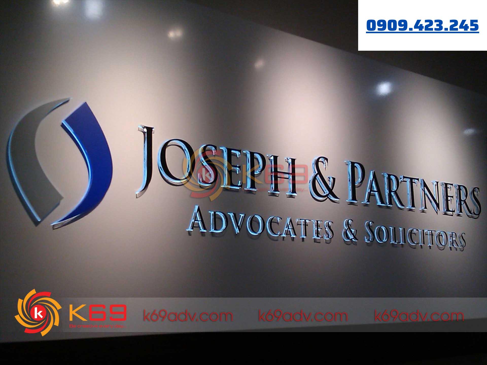 Làm bảng hiệu quảng cáo tại quận 7 bằng logo